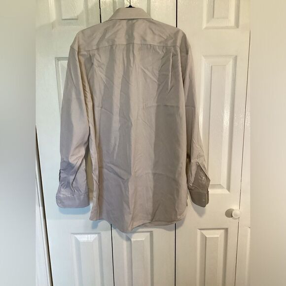 JoS A. Bank - Big Men’s Traveler’s Collection Tailored Fit Dress Shirt - 17-1/2” - Picture 5 of 5